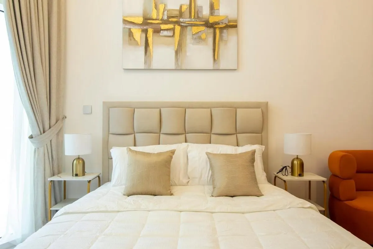 Millenium Binghatti Residences Business Bay- Stylish Studio With Canal View Дубай
