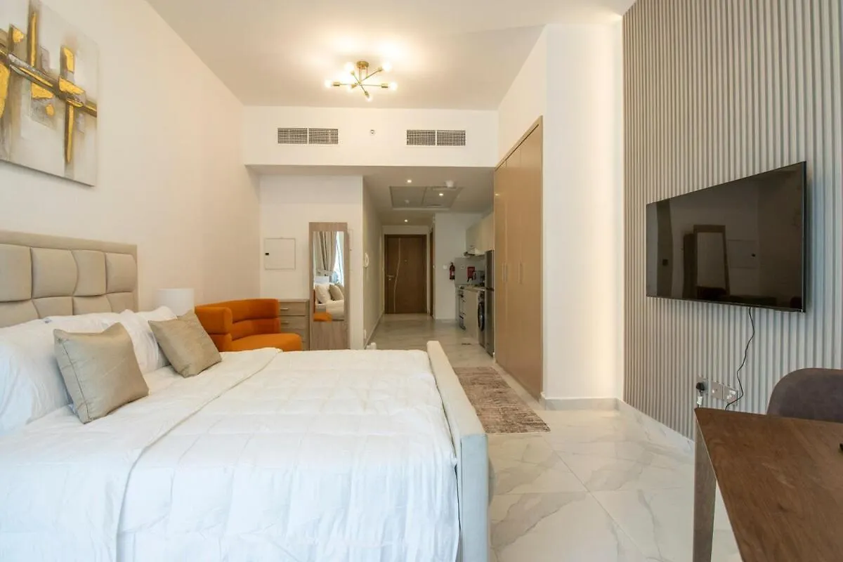 Апартаменты Millenium Binghatti Residences Business Bay- Stylish Studio With Canal View Дубай ОАЭ