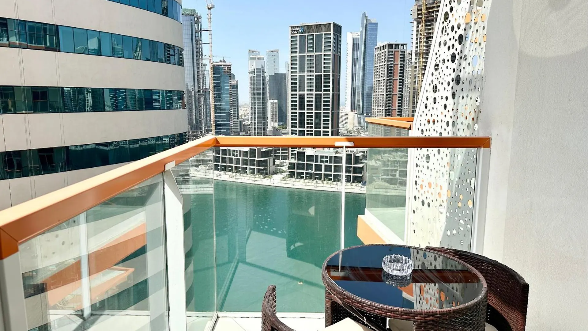 Апартаменты Millenium Binghatti Residences Business Bay- Stylish Studio With Canal View Дубай